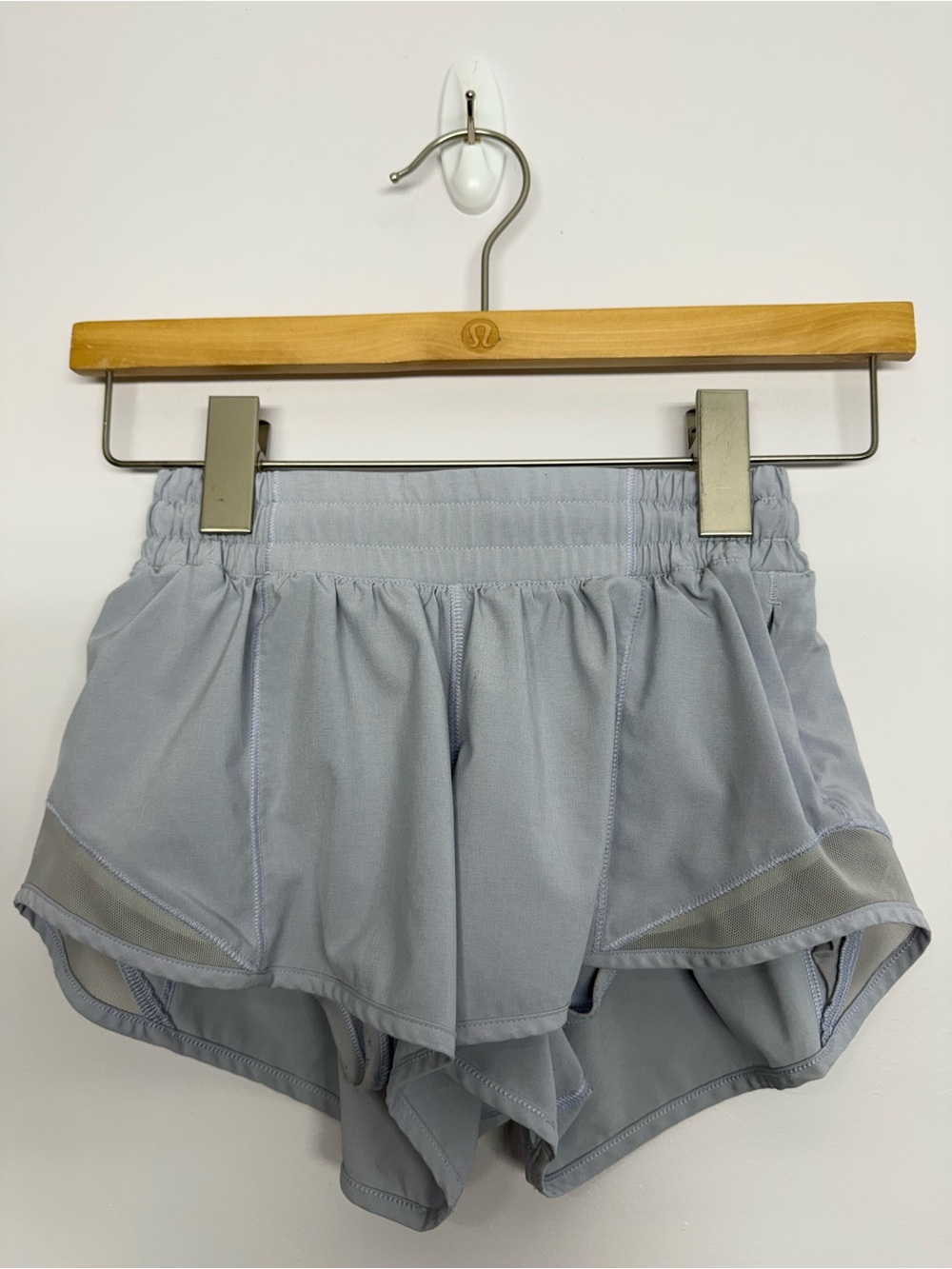 Lululemon Hotty Hot Short II *2.5" Serene Blue Size 2